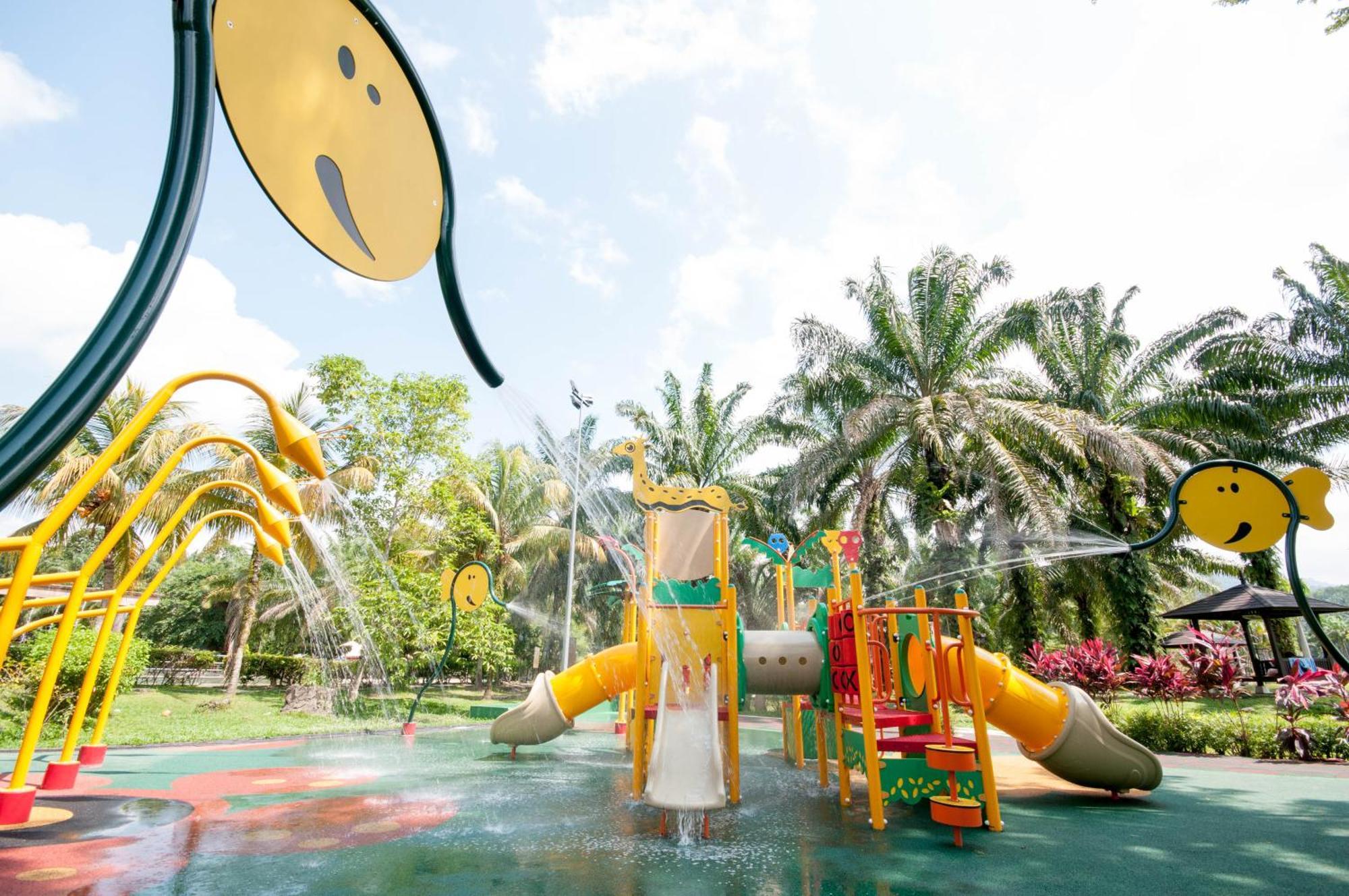 Hotel Felda Residence Hot Springs Sungkai Exterior foto